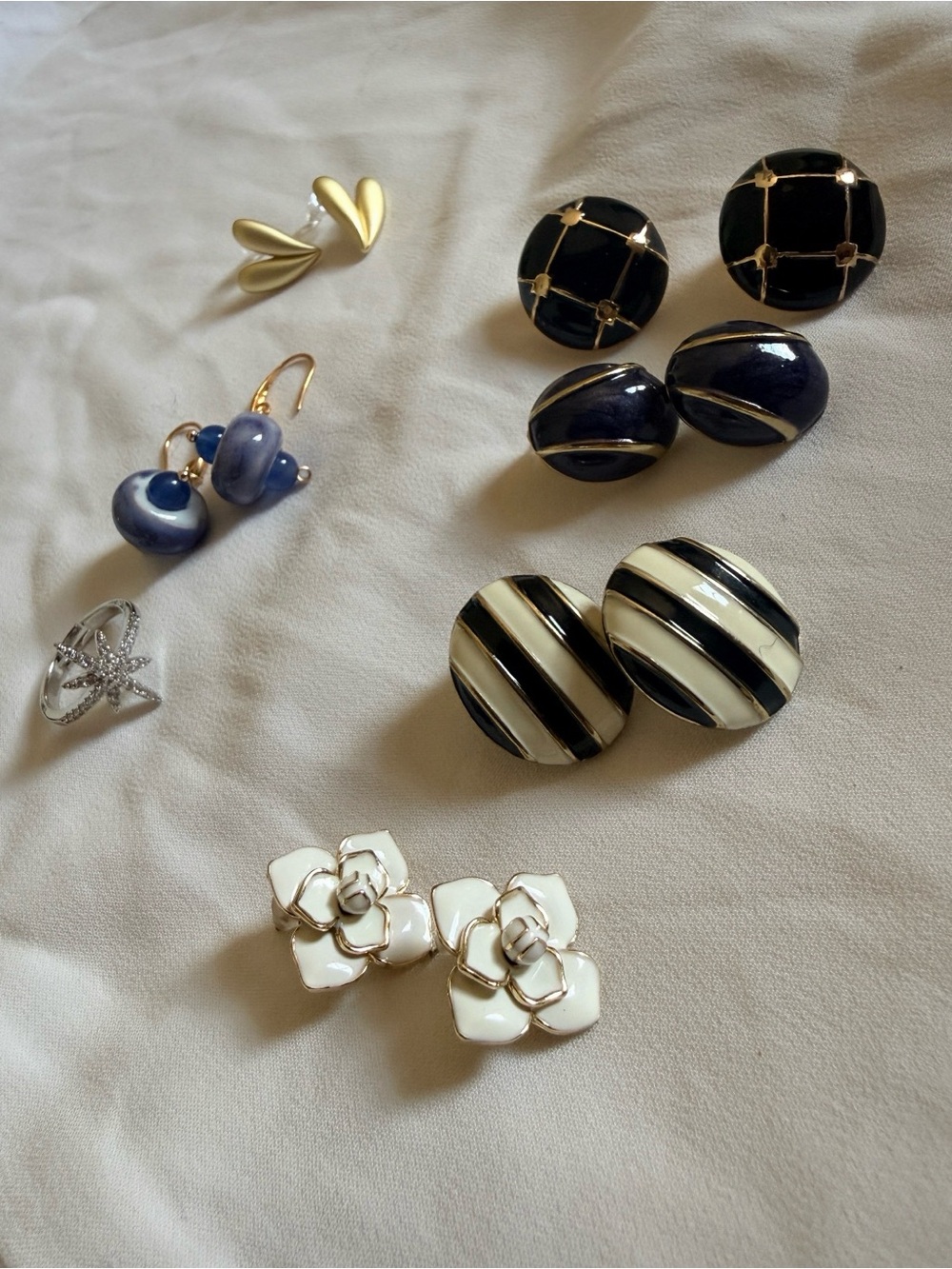 Classic Black and White Striped Button Earrings - Unbranded